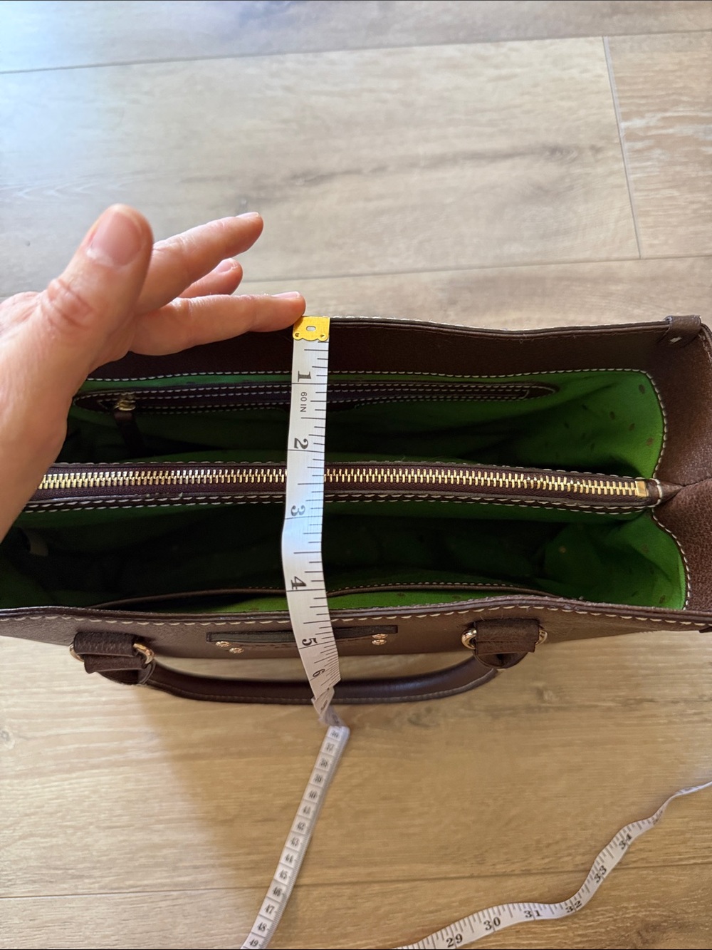 kate spade brown leather satchel with gold hardware - Picture 9 of 9